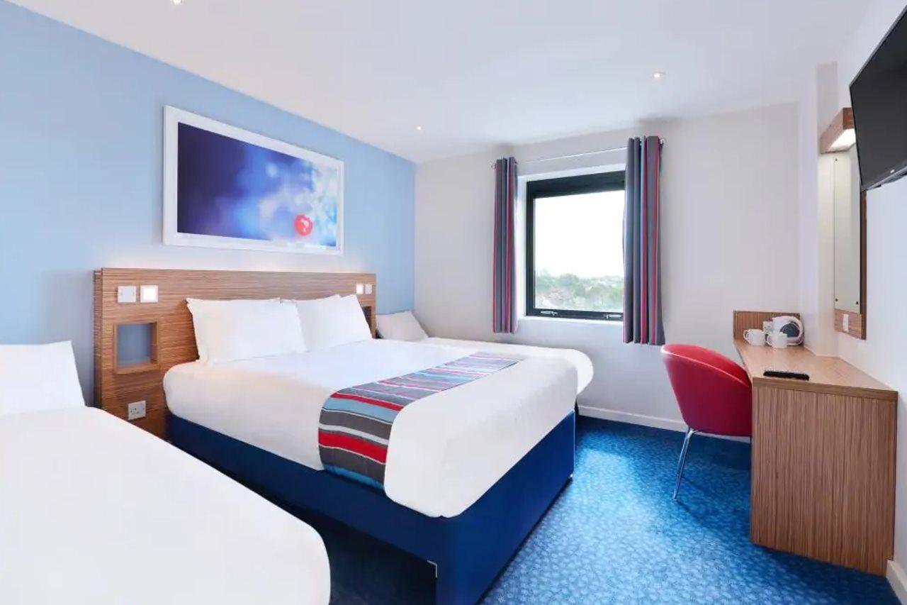 Travelodge Reading M4 Westbound Εξωτερικό φωτογραφία